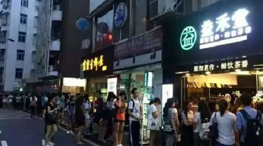 你不看好的微信小程序，别人已经用它躺着赚钱了